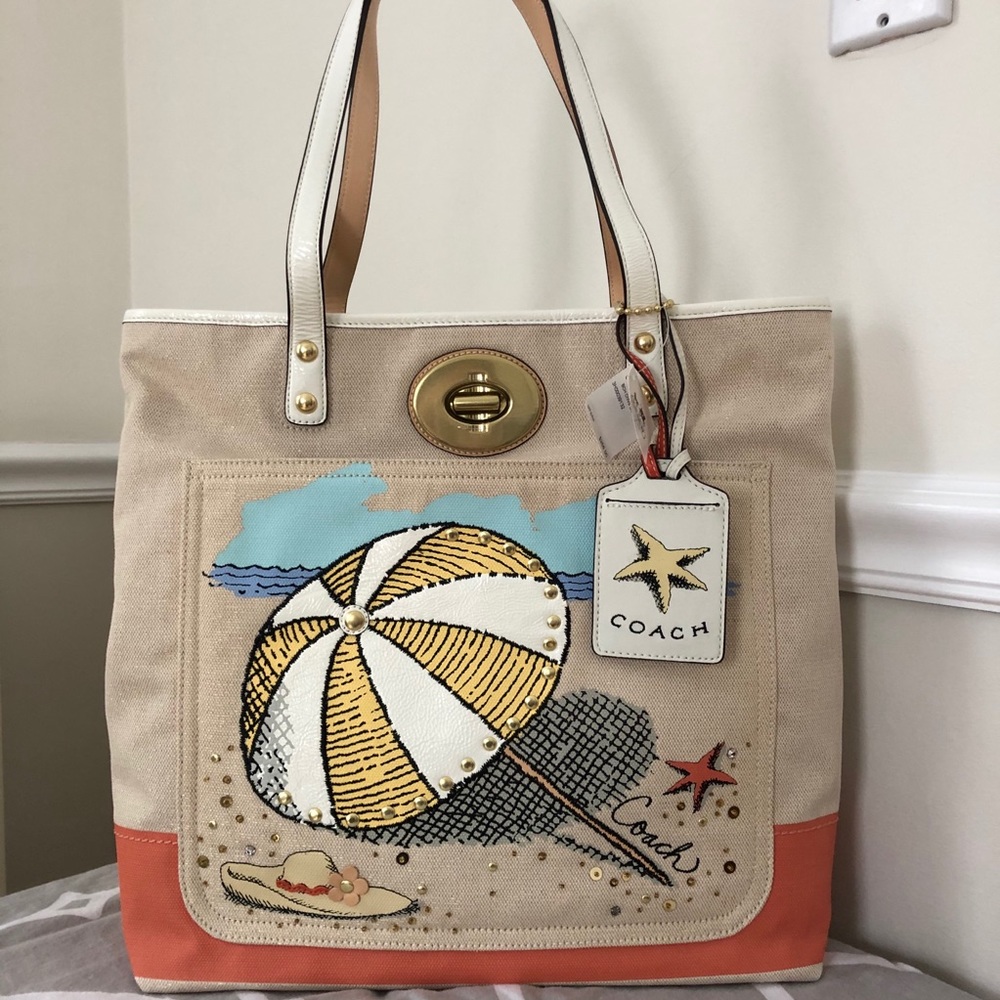COACH Tote